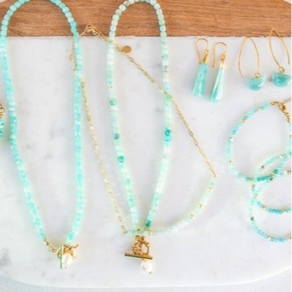 Bracelet BEAUTIFUL Vibrant color gemstone beaded bracelet Amazonite gift for her - Picture 12 of 12